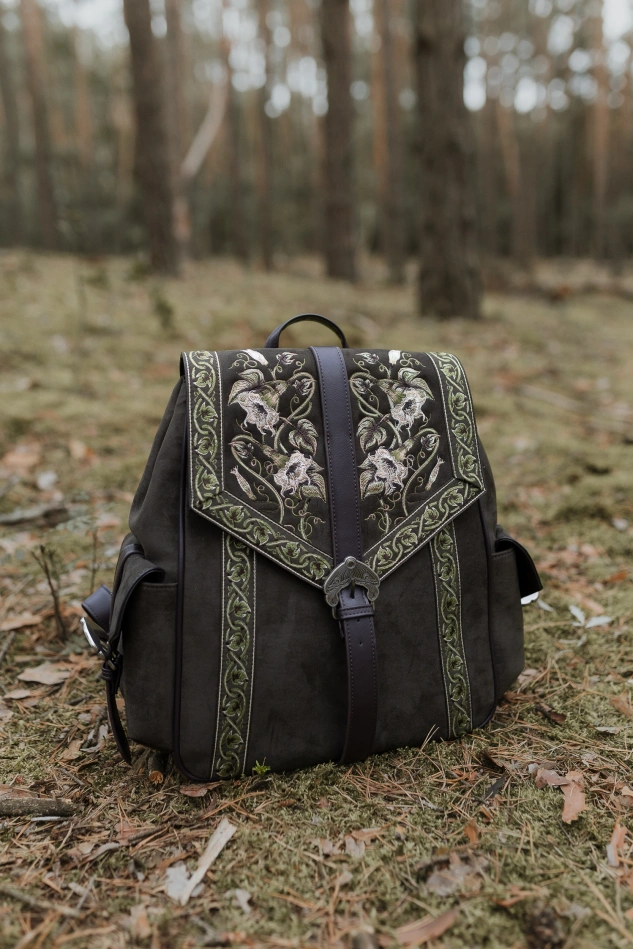 MOONVINE BACKPACK - OLIVE